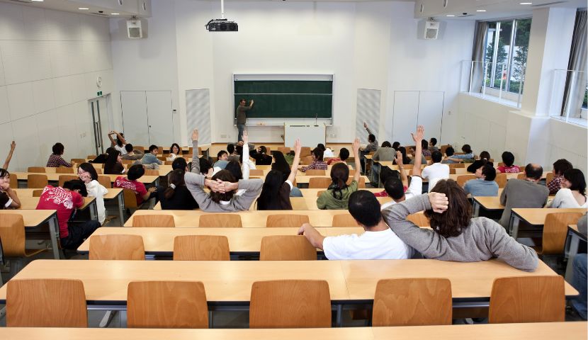 محدودیت پذیرش